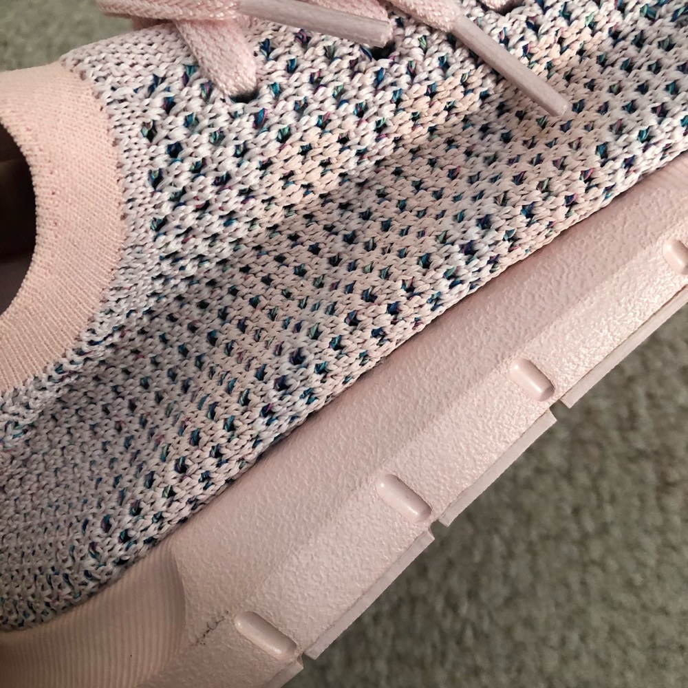 Adidas Swift Run Runners - Picture 3 of 4